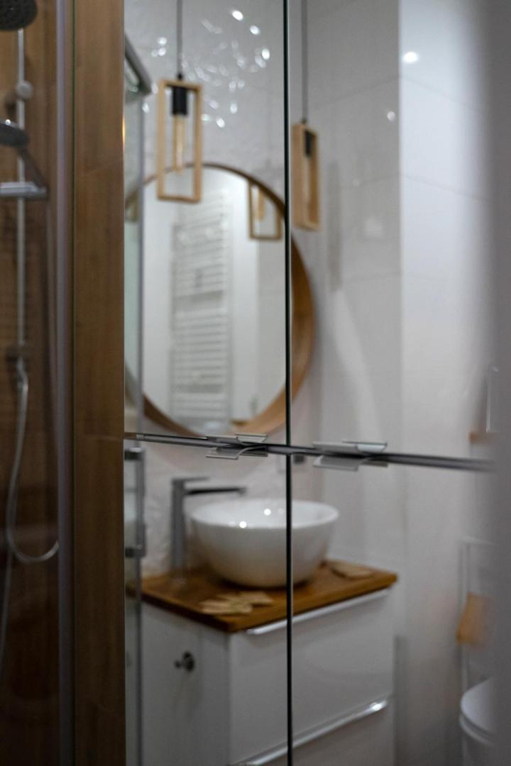 Apartament Wola - 8th Floor, Parking, Balcony - By Rentujemy